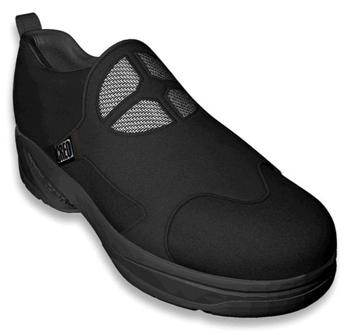 The shoe black